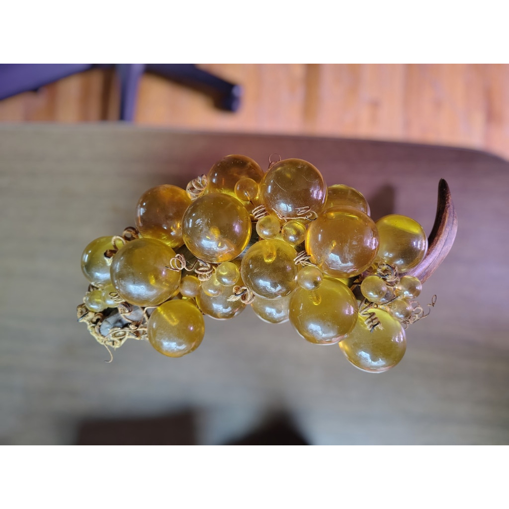 Vintage MidCentury Modern Amber MCM Lucite Grapes LARGE & SMALL! 11.5” Driftwood - Picture 4 of 11